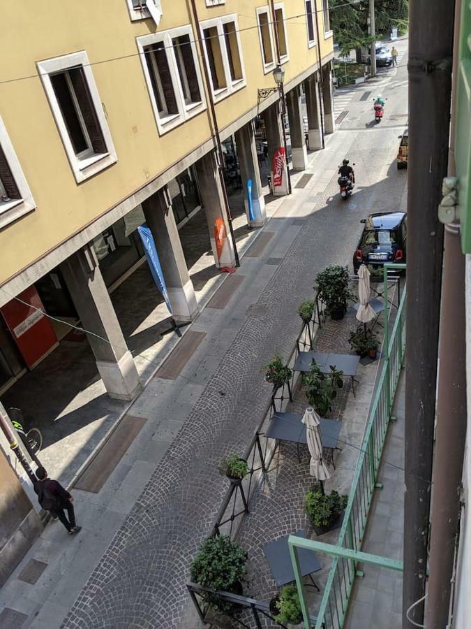 Il Bilocale di Fabbio e Monica Appartamento Brescia Esterno foto